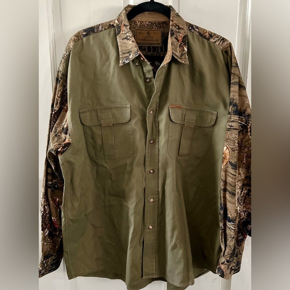 WHITETAILS LENGENDARY Turkey Print Long Sleeve Shirt Size Large - Picture 1 of 9